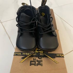 Barley used in good condition. Size 2